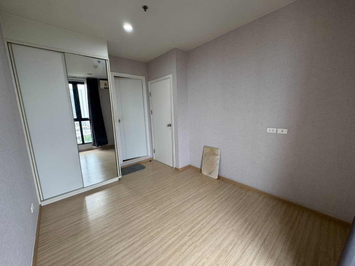 รูป ขาย Plum Condo ปิ่นเกล้า 1 ห้องนอน 25 ตร.ม. เฟอร์ครบ พร้อมอยู่ ทำเลดี ใกล้ MRT บางยี่ขัน เพียง 2 ล้านบาท - รูปที่ 4/15