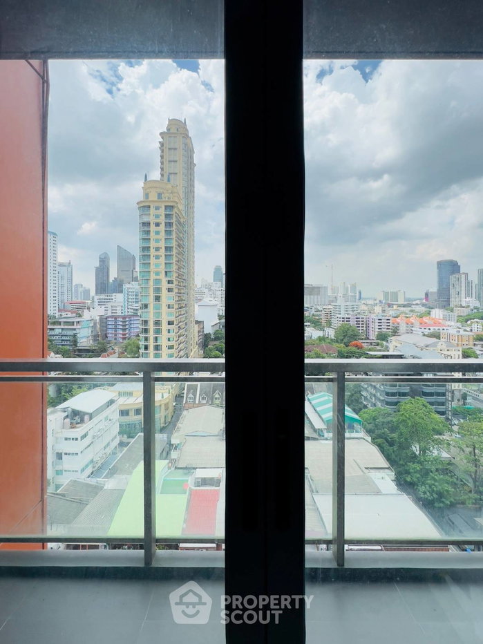 picture 15th-Floor 2-BR 70 Sqm Circle Sukhumvit 31 Near MRT Sukhumvit (ID 3080132) - 14/14