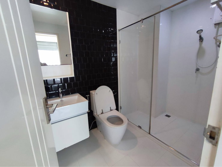 รูป The Room Sukhumvit 64 (ห้องไซค์ใหญ่ ครัวปิด มีรถรับส่งไป BTS) [CC-01] - รูปที่ 9/9