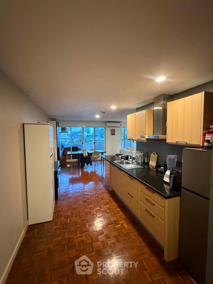 picture 84 Sqm 1-BR Condo For Sale At Baan Sukhumvit, BTS Thong Lor (ID 3079454) - 4/12