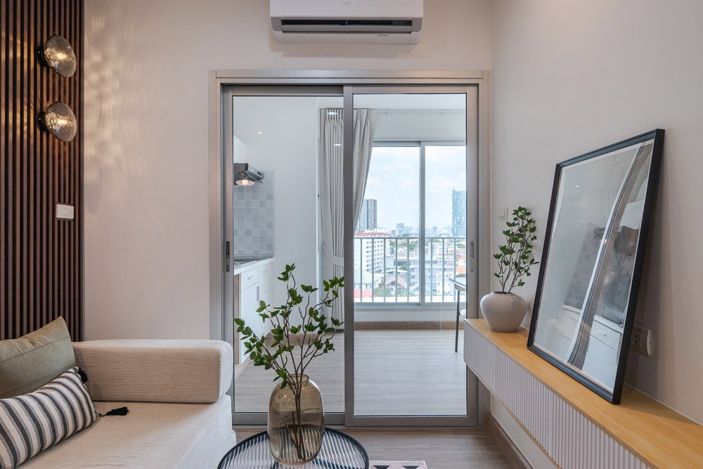 picture Premiere Place | Spacious condos at great value, ready to move in! ✨ - 7/16