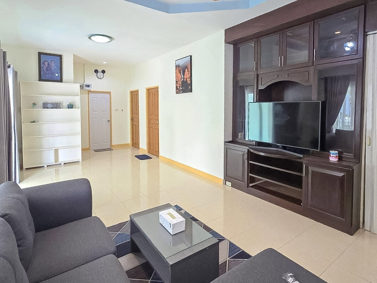 รูป House for Rent Nong Pla Lai East Pattaya 3 Bedroom Corner - รูปที่ 2/15