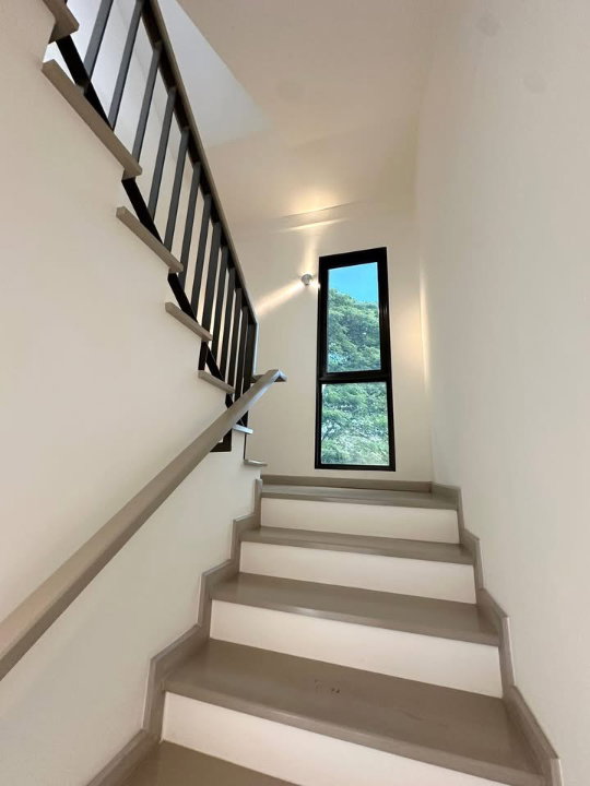 รูป 🏡✨ บ้านเดี่ยวหรู 3 ชั้น หลังริม พื้นที่ใหญ่ที่สุดในโครงการ AQ Arbor สวนหลวง ร.9 – พัฒนาการ - รูปที่ 14/30
