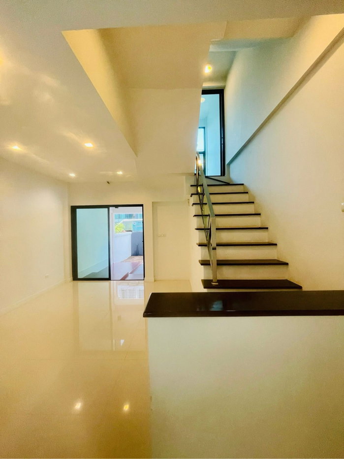 picture Best price Sales townhome khonkaen - 5/12