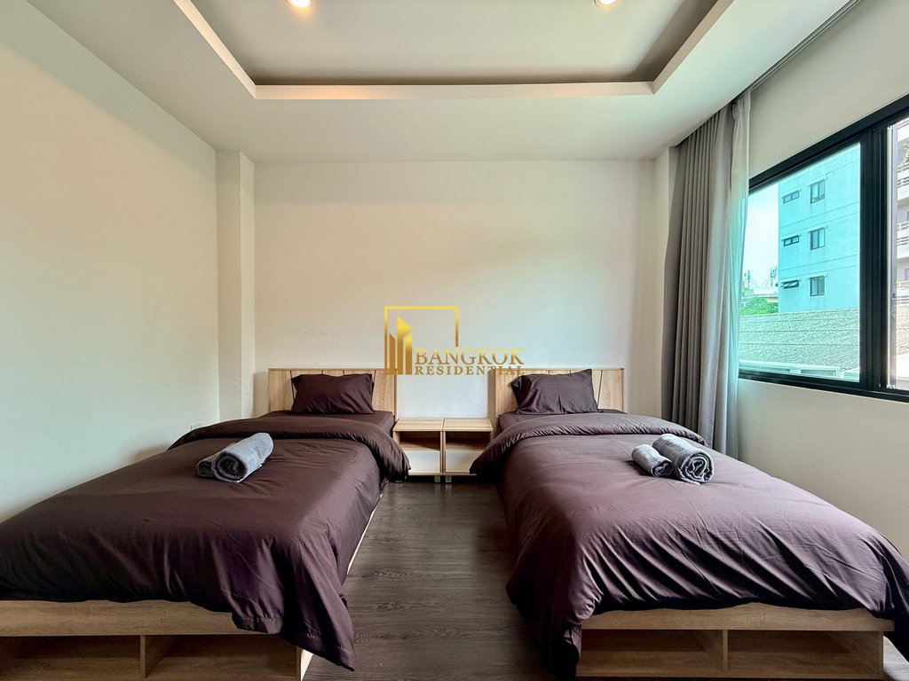 รูป Modern 4 Bedroom House in Ekkamai Area of Mid Sukhumvit - BR28061SH - รูปที่ 21/43