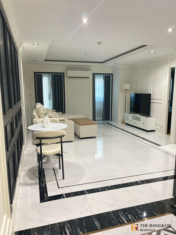 picture Silom Terrace near BTS Sala Daeng Comfortable and Ready to Move-in - 10/10