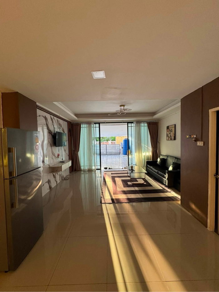 picture Townhouse for rent in Pattaya  - 4/12