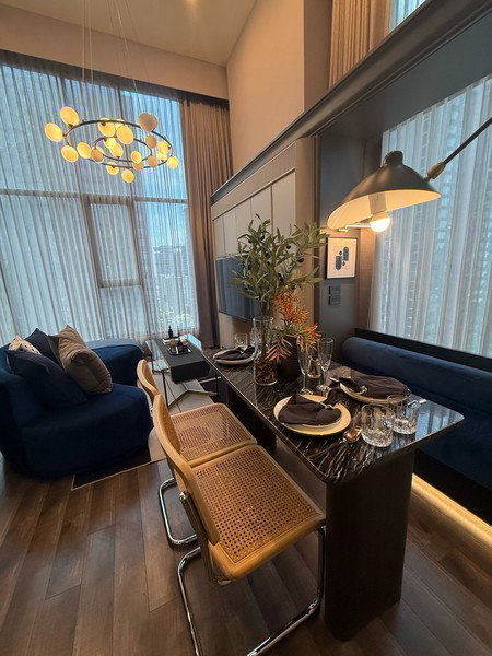 picture A047309 KnightsBridge Space Rama 9 - 2/8