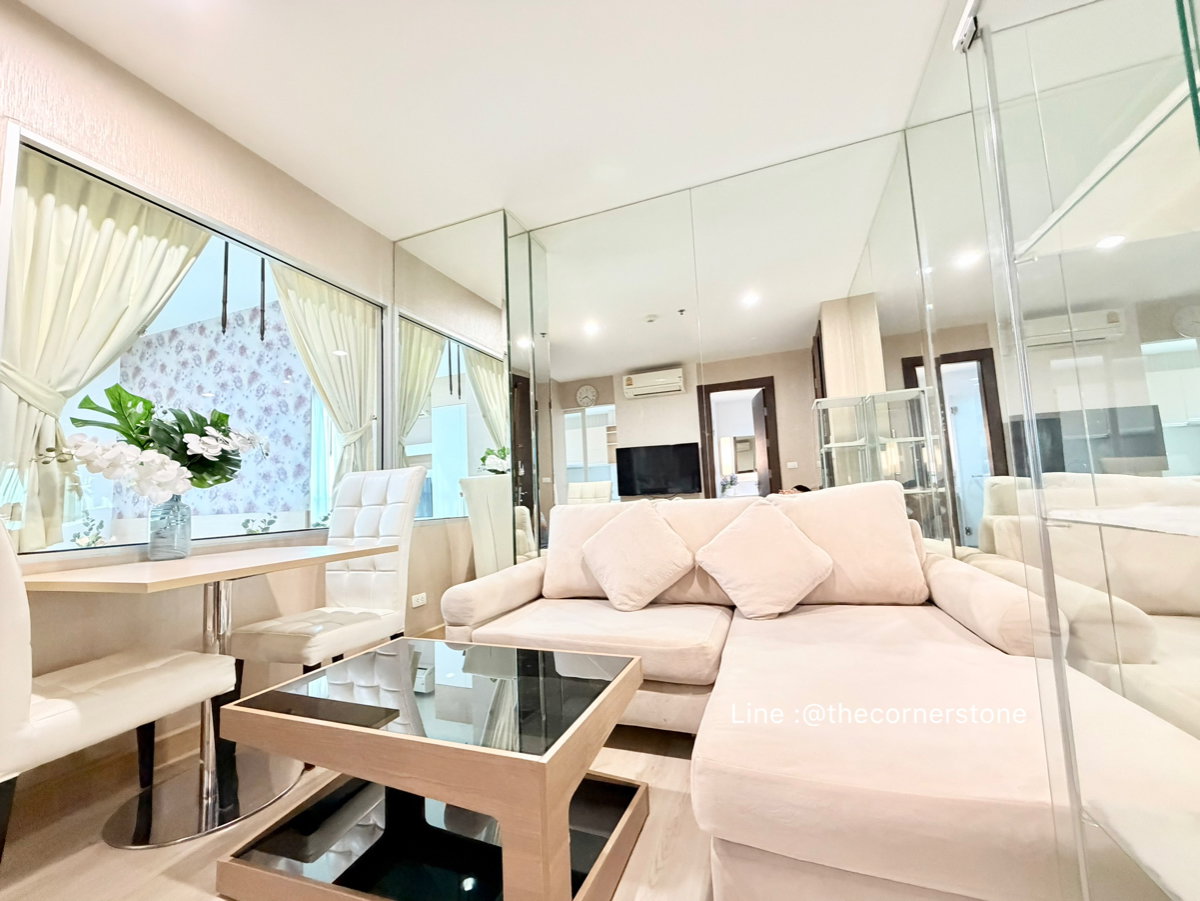 รูป พร้อมให้เช่า " 𝐑𝐡𝐲𝐭𝐡𝐦 รัชดา"   15,500 บาท  1 ห้องนอน  ติด MRT-รัชดาภิเษก [ 260704 ] - รูปที่ 2/20
