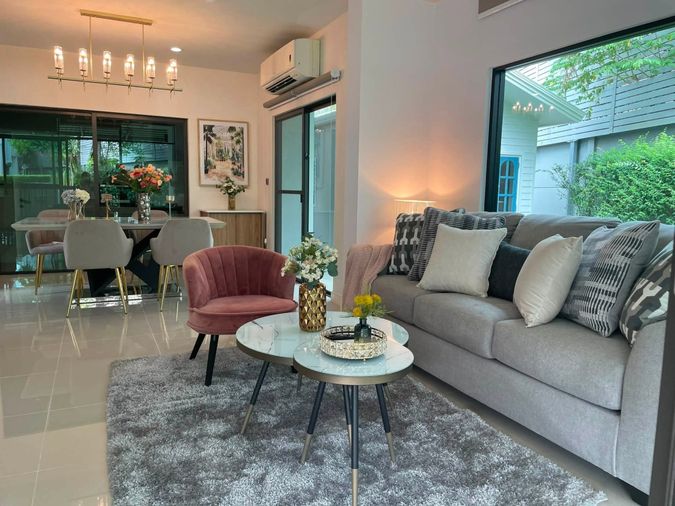 4-bed house for rent, 290 sqm, 73 sq wah, Setthasiri Krungthep Kreetha