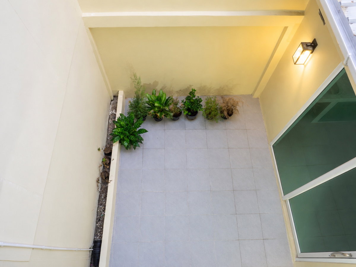 รูป ขายบ้านหรูรีโนเวตใหม่ เย็นอากาศ สาทร | Yenakart Residence | 450 ตร.ม. ใกล้ One Bangkok - รูปที่ 11/46