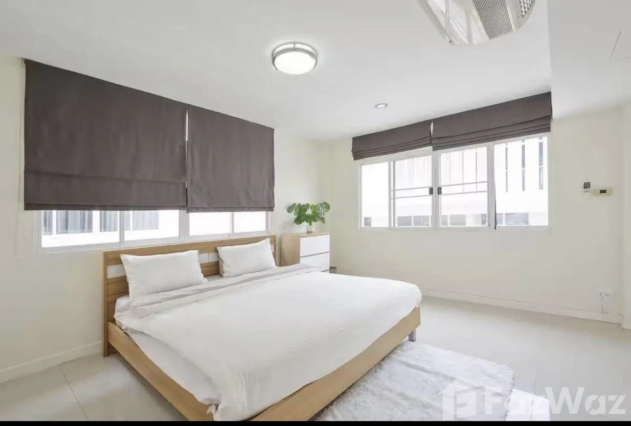 picture 5 Bedroom House for rent in Khlong Toei Nuea, Bangkok  6577013 - 7/19