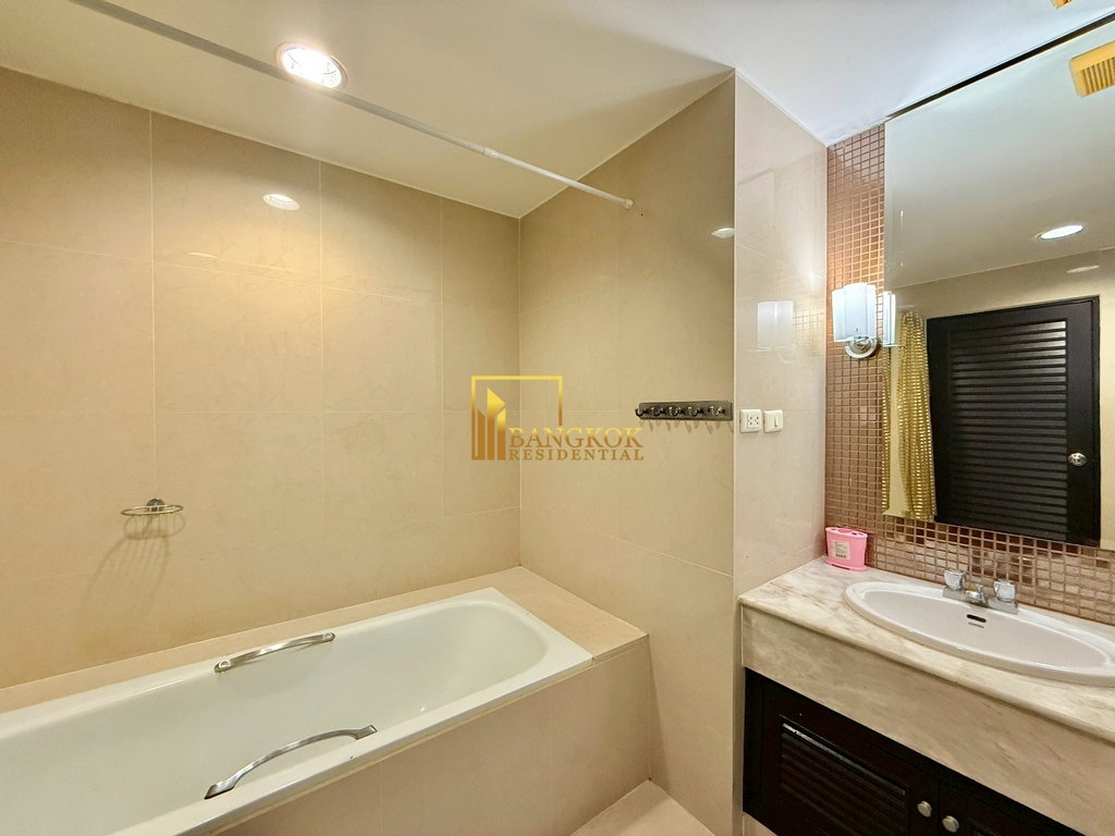 picture Lake Green | Spacious 3 Bedroom Condo with Lake Views - BR12043CD - 14/32