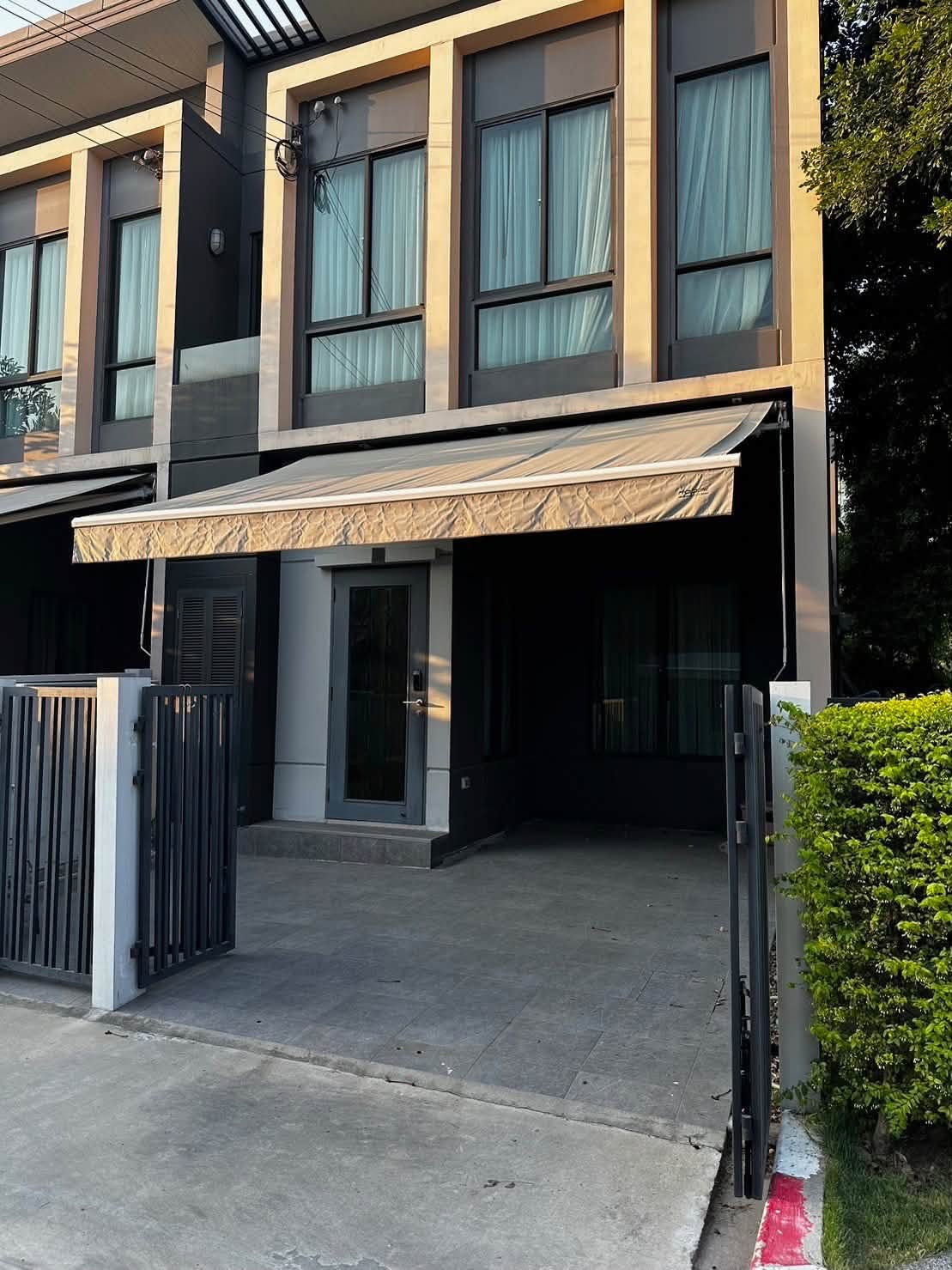 FOR RENT | Pleno Sukhumvit–Bangna | Corner Townhome | Move-in Ready