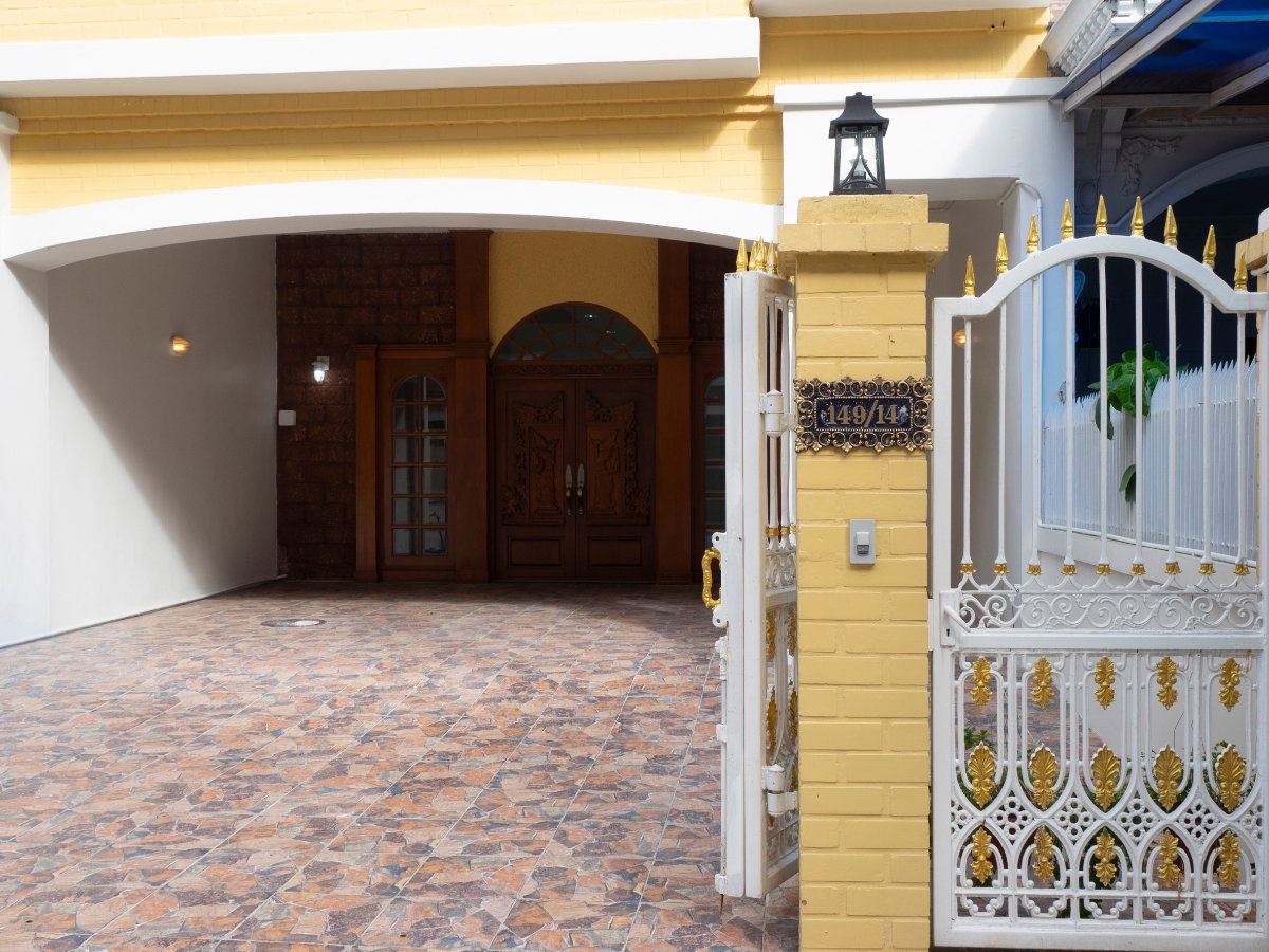 รูป ให้เช่าบ้านรีโนเวตใหม่ ใจกลางสาทร–เย็นอากาศ | Yenakart Residence | Private Residence เพียง 19 หลัง  - รูปที่ 2/46