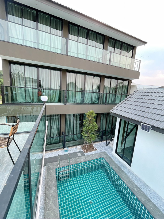 รูป ✨ ขาย Pool Villa 3 ชั้น สไตล์ Modern พร้อมสระว่ายน้ำส่วนตัว ทำเลศักยภาพ ใกล้ Big C ดอนจั่น เชียงใหม่ #C5MG100783 - รูปที่ 3/15