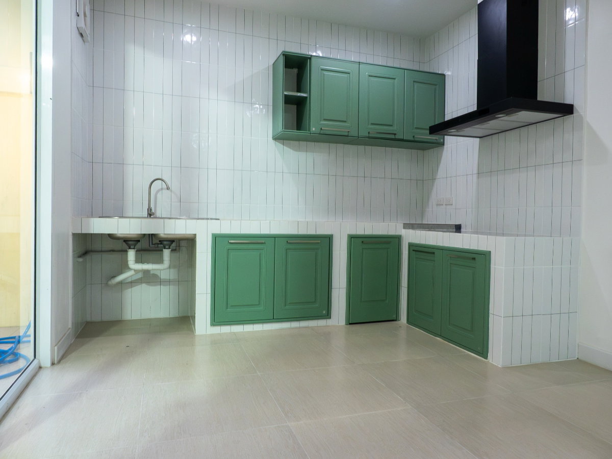 รูป ขายบ้านหรูรีโนเวตใหม่ เย็นอากาศ สาทร | Yenakart Residence | 450 ตร.ม. ใกล้ One Bangkok - รูปที่ 9/46