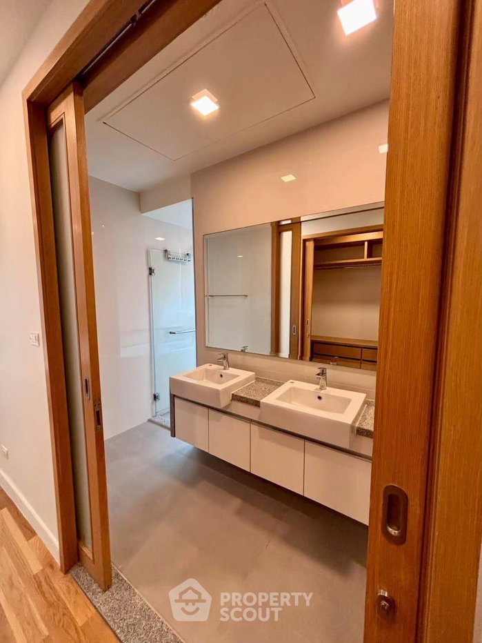 รูป คอนโด 3 ห้องนอน ขนาด 193 ตร.ม. Millennium Residence @ Sukhumvit ใกล้ BTS อโศก (ID 3080800) - รูปที่ 18/18