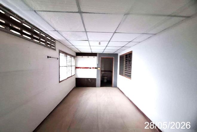 รูป อาคารพาณิชย์ 72 ตร.วา เมืองลำปาง ลำปาง 12M - รูปที่ 13/44