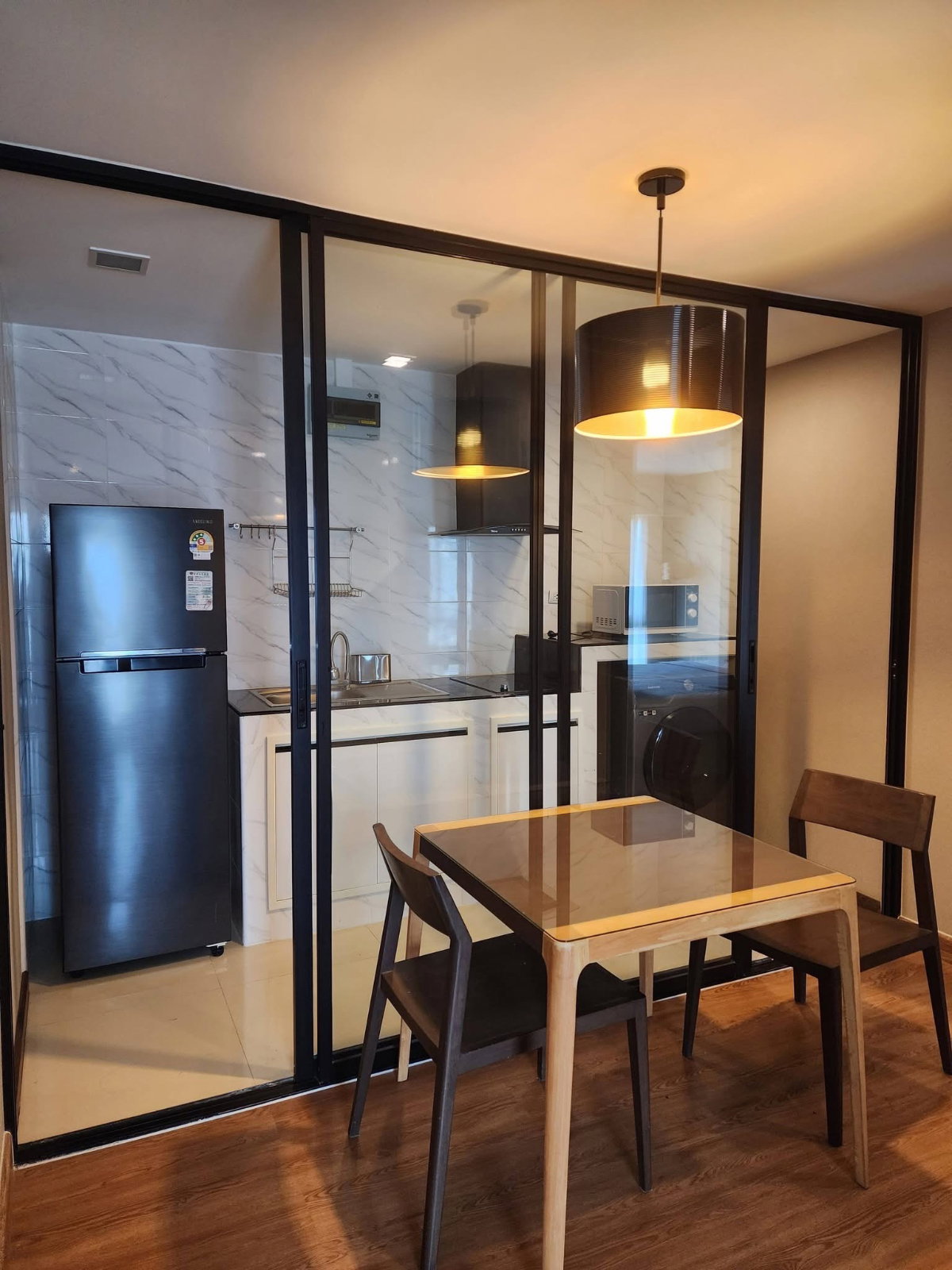Low rise ใจกลางทองหล่อ ให้เช่า Tidy Thonglor 17 ด่วน!!