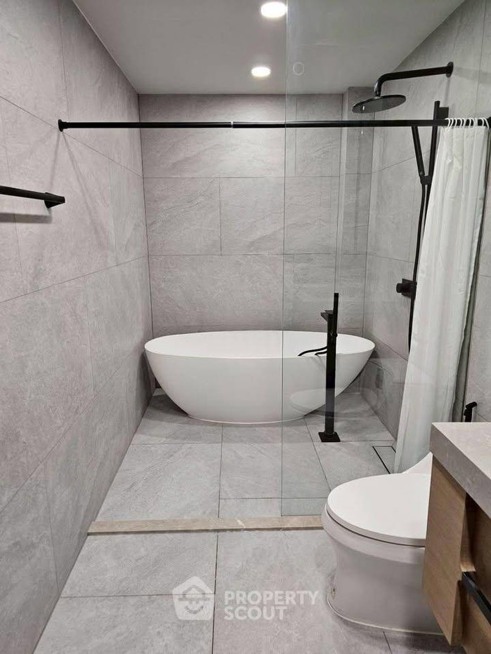 picture 2-BR 110 Sqm Condo For Rent At Aritier Penthouse Near BTS Ari (ID 3018131) - 5/5