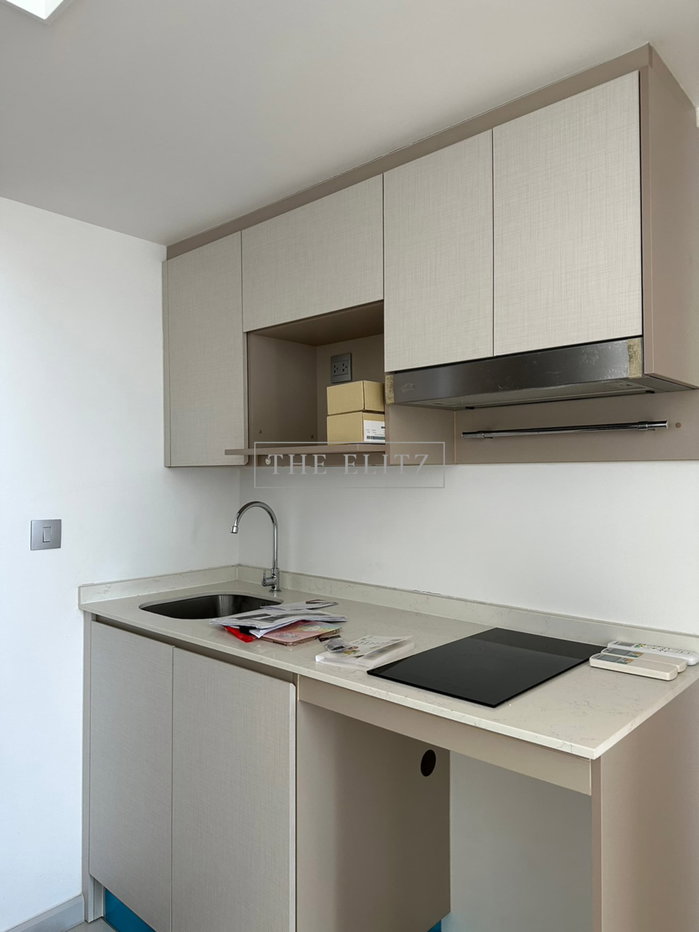 รูป ✨ Prime Sathorn Location! Exquisite High-Rise Unit with Premium Sky-High Amenities and Ultimate City Vibe ✨ - รูปที่ 6/23