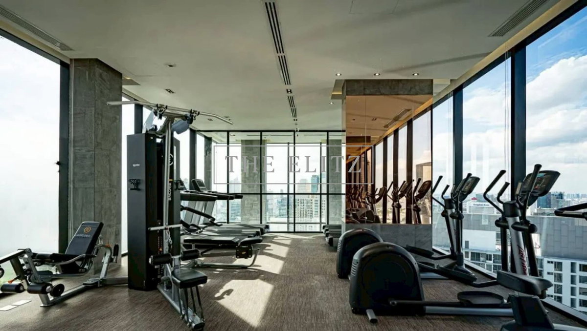 รูป ✨ Prime Sathorn Location! Exquisite High-Rise Unit with Premium Sky-High Amenities and Ultimate City Vibe ✨ - รูปที่ 22/23