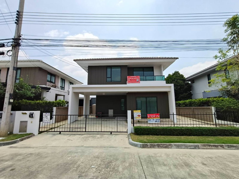 ขายบ้านเดี่ยว : บ้านเดี่ยว 2 ชั้น โครงการ คณาสิริ รังสิต คลอง2 รถไฟฟ้าสายสีเขียว (BTS สายสุขุมวิท) สถานีคูคต คูคต ลำลูกกา ปทุมธานี (ราคา 3,800,000 บาท )