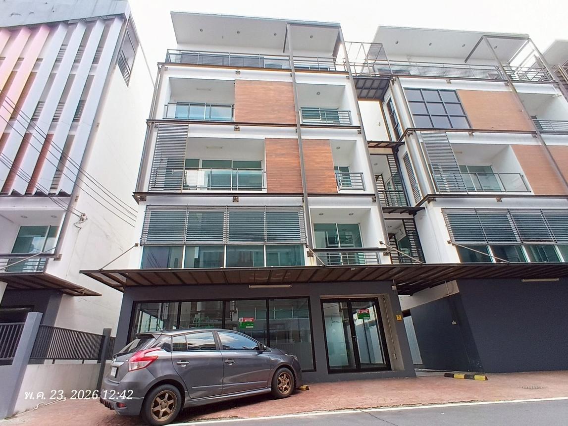 picture TOWN HOUSE 106.2 Sq.w. Lat Phrao Bangkok for 66.7M - 58/72