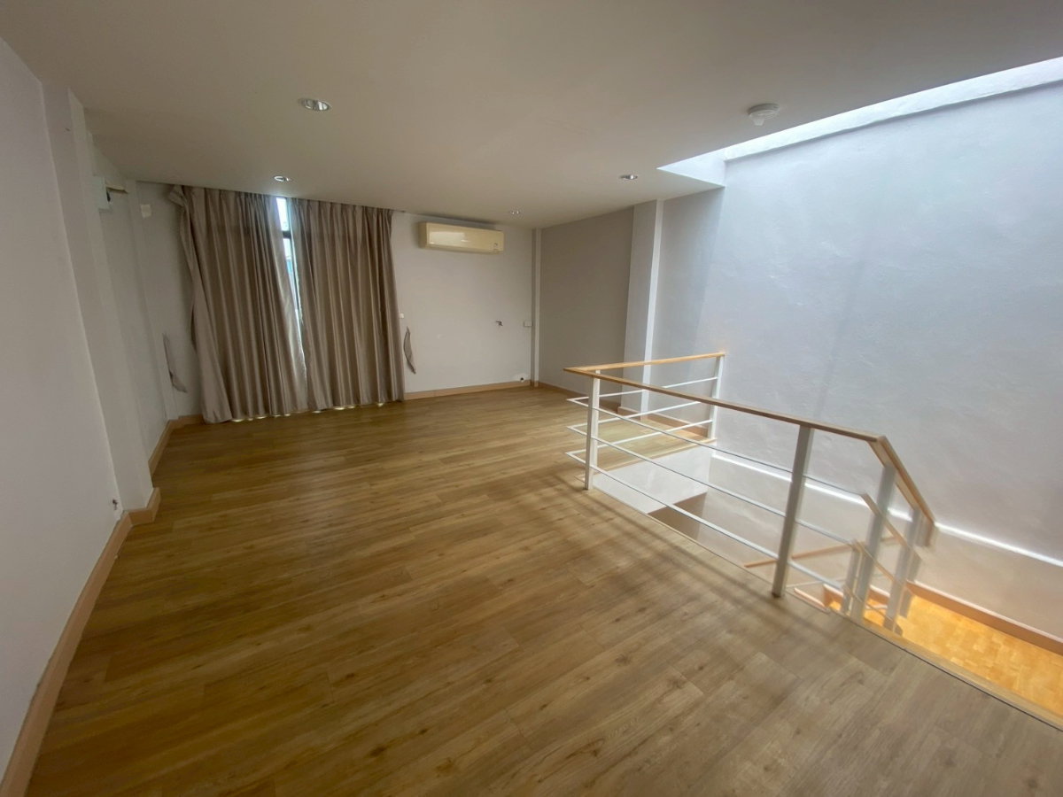 รูป ให้เช่าอาคารพาณิชย์ 4 ชั้น โครงการ Chic Home Office ในซอยรามคำแหง 53 - รูปที่ 25/30