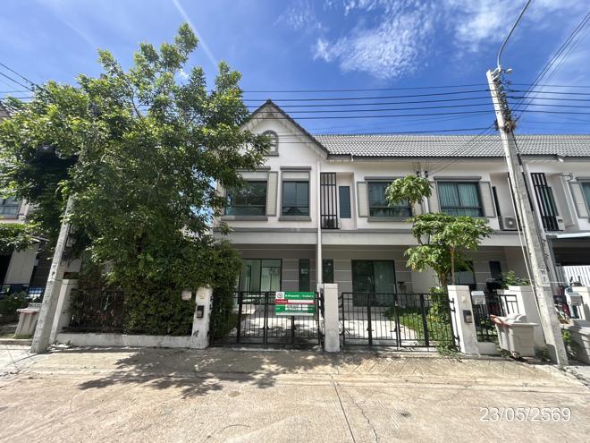 Townhouses for sale : TOWN HOUSE 24 Sq.w. Bang Sao Thong Samut Prakarn for 2.1M