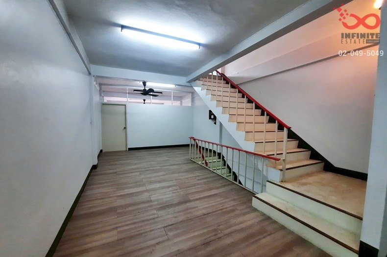 รูป ขายอาคารพาณิชย์ 2 คูหา 4.5 ชั้น สุขสวัสดิ์ - ราษฎร์บูรณะ ใกล้ตลาดบางปะกอก - รูปที่ 7/12