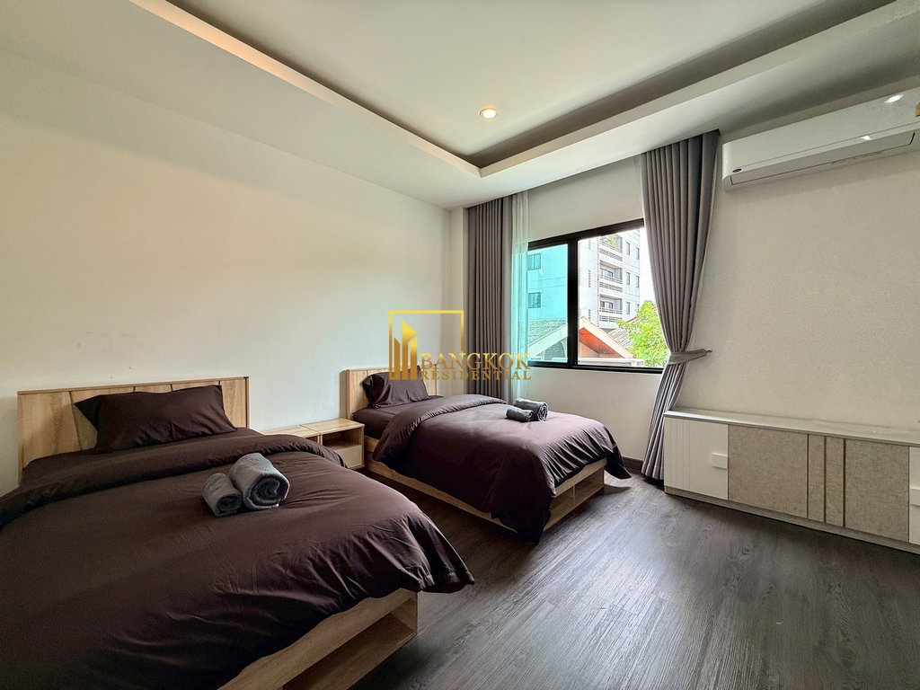 รูป Modern 4 Bedroom House in Ekkamai Area of Mid Sukhumvit - BR28061SH - รูปที่ 20/43
