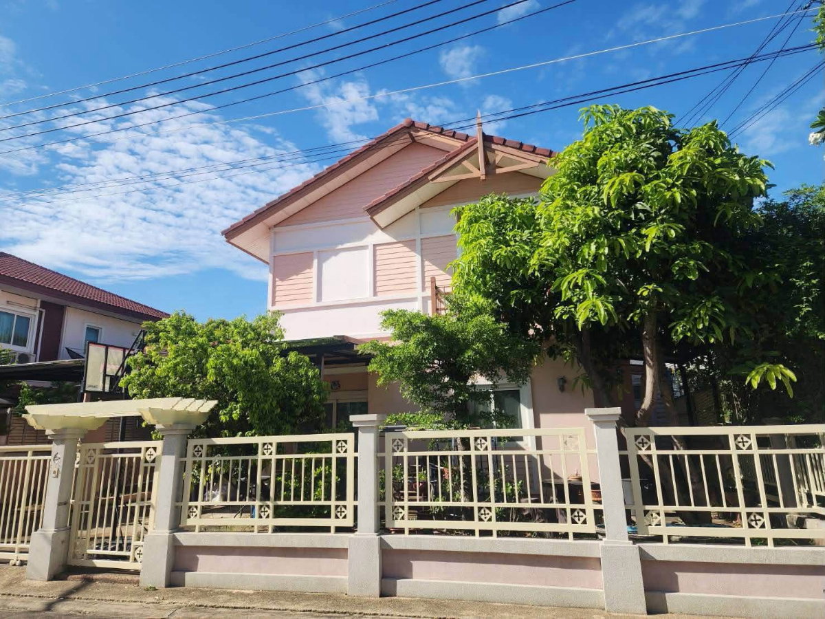 รูป 🏡✨ บ้านเดี่ยวให้เช่า โครงการบ้านฟ้าปิยรมณ์ เฟส 9 | ลำลูกกา คลอง 6 3 ห้องนอน 3 ห้องน้ำ พร้อมเข้าอยู่! บรรยากาศร่มรื่น เงียบสงบ เลี้ยงสัตว์ได้🐶🐱 - รูปที่ 2/6