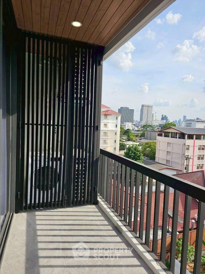 picture 2-BR 110 Sqm Condo For Rent At Aritier Penthouse Near BTS Ari (ID 3018131) - 3/5