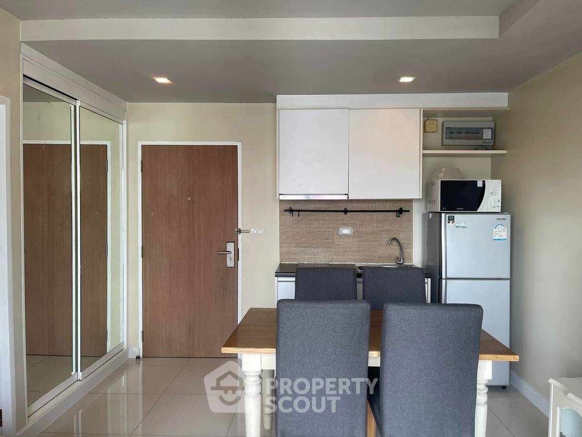 รูป ชั้น 6 1 ห้องนอน ขนาด 40 ตร.ม. คอนโด Le Cote Sukhumvit 14 ใกล้ BTS อโศก 100 ม. (ID 2021363) - รูปที่ 8/11