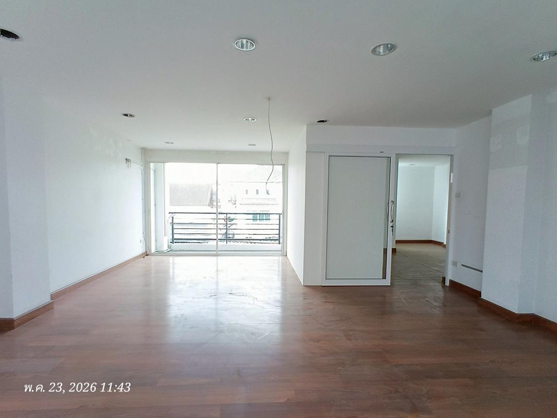 picture TOWN HOUSE 106.2 Sq.w. Lat Phrao Bangkok for 66.7M - 51/72
