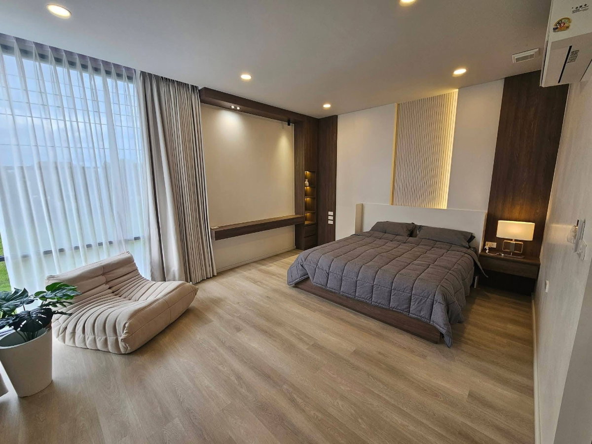 รูป ขาย บ้านพูลวิลล่า หมูบ้านเวิลคลับแลนด์  พื้นที่ใช้สอย 292 ตรม. 3ห้องนอน 4ห้องน้ำ - รูปที่ 13/16