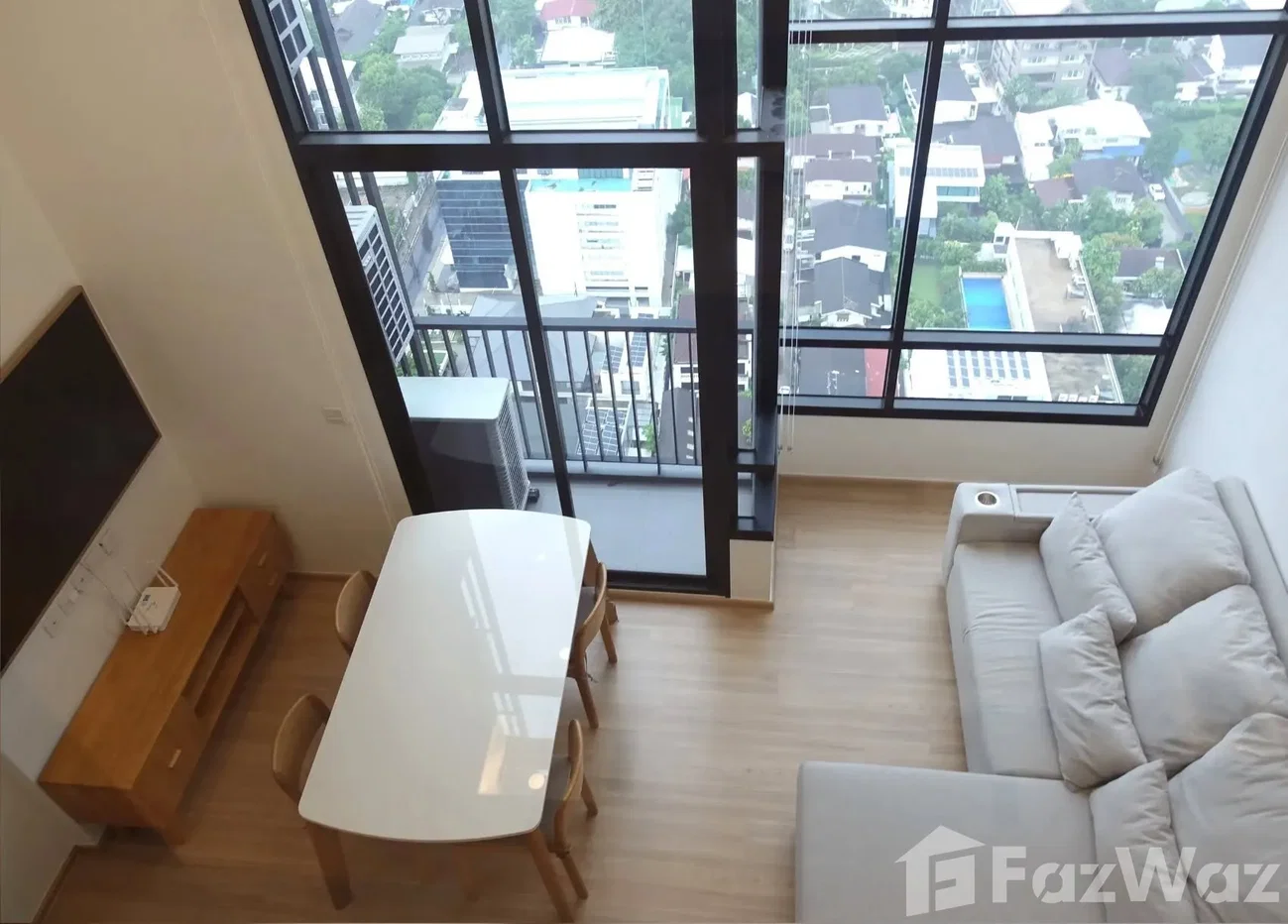 picture duplex 2 beds 6576521 - 1/19