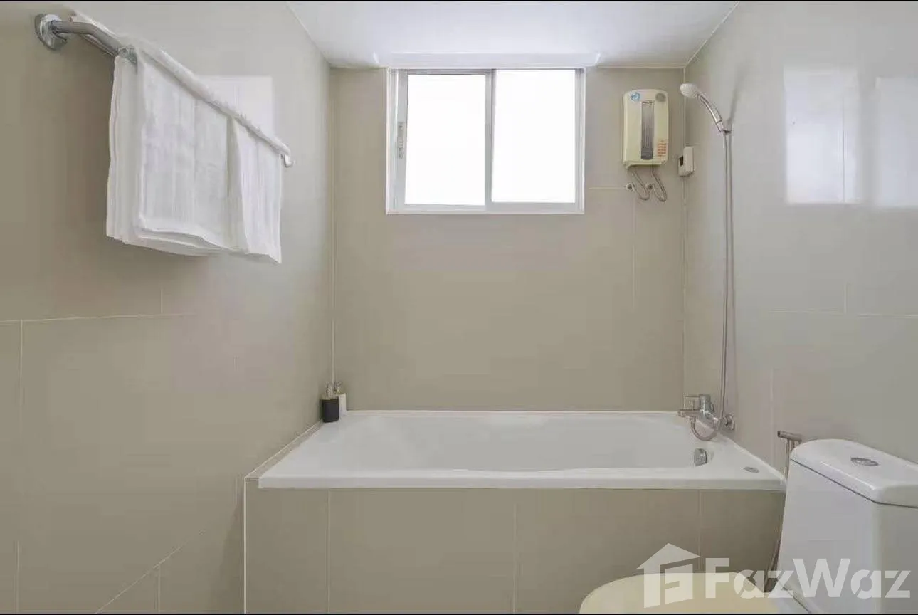 picture 5 Bedroom House for rent in Khlong Toei Nuea, Bangkok  6577013 - 13/19