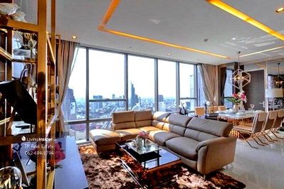Condos for rent : For Rent 💠 𝐓𝐡𝐞 𝐁𝐚𝐧𝐠𝐤𝐨𝐤 𝐒𝐚𝐭𝐡𝐨𝐫𝐧 • 2 bedrooms • 2 bathrooms • 125 sq.m. Fully Furnished and Ready to move!!  Call. 062-6941794