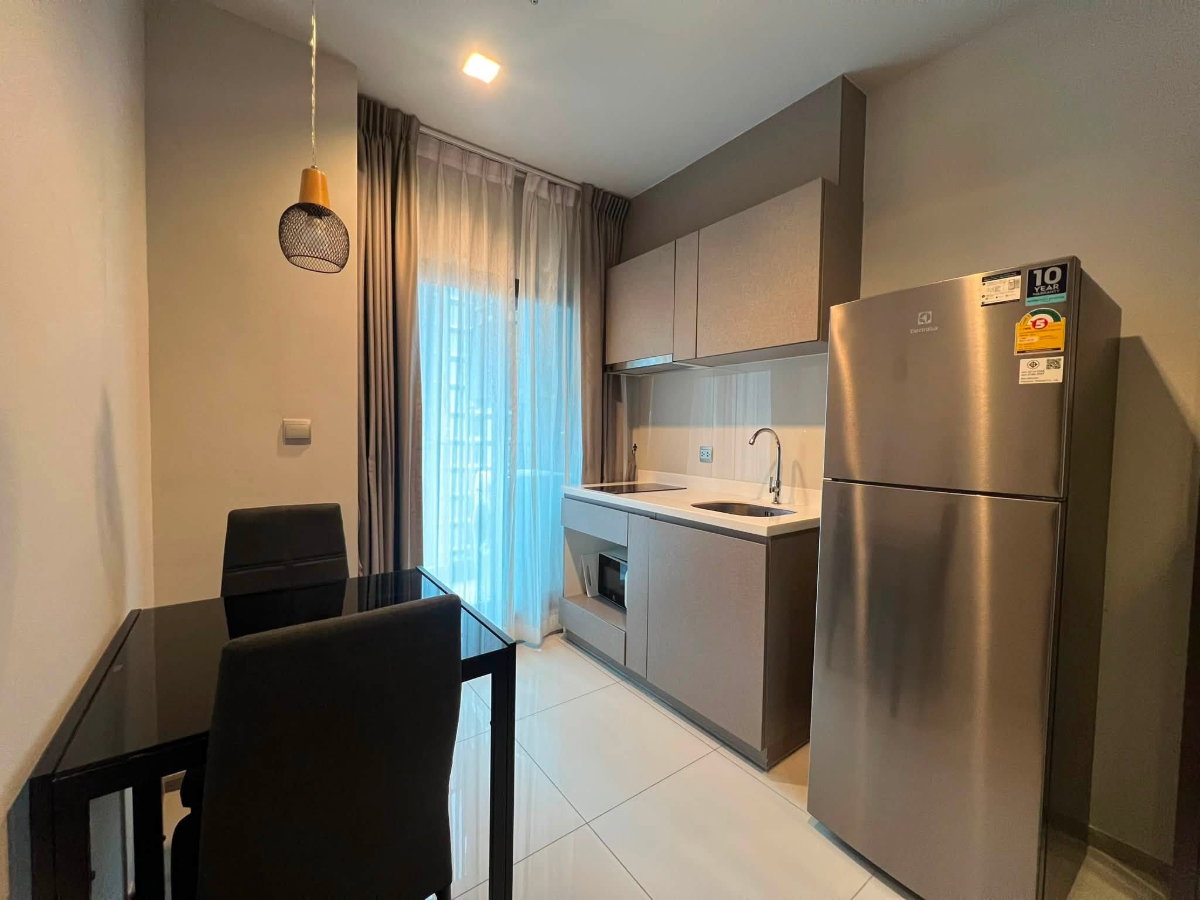 รูป 🔥 Life Asoke - Rama 9 ห้อง 1 Bedroom Plus 32 ตร.ม. ใกล้ MRT พระราม 9 เพียง 19,000 บาท/เดือน ✨ ห้องสวย พร้อมเข้าอยู่ 🏙️ - รูปที่ 4/9