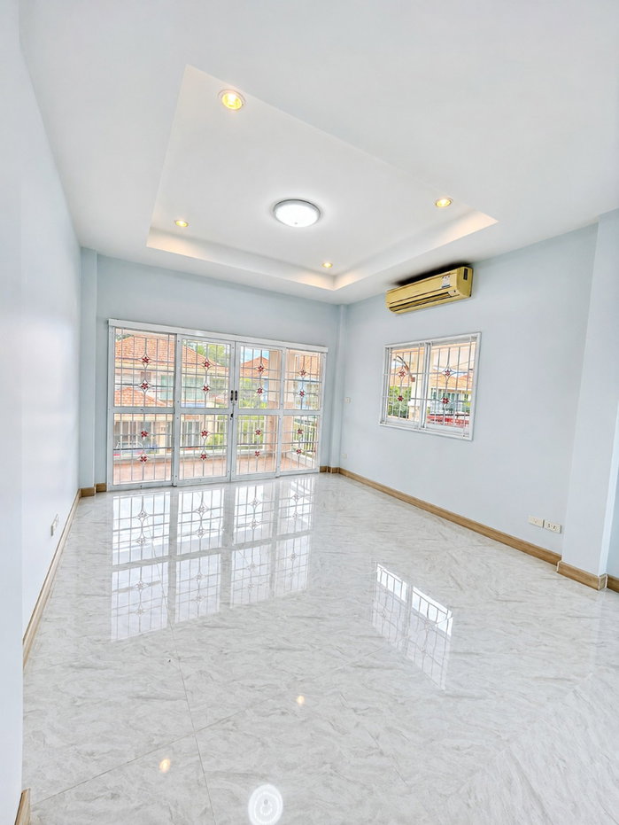 รูป ขายบ้านเดี่ยว อนันดา รังสิต คลอง 3 รีโนเวทใหม่ทั้งหลัง 4 ห้องนอน 4 ห้องน้ำ ราคาเพียง 3.89 ล้านบาท - รูปที่ 6/15