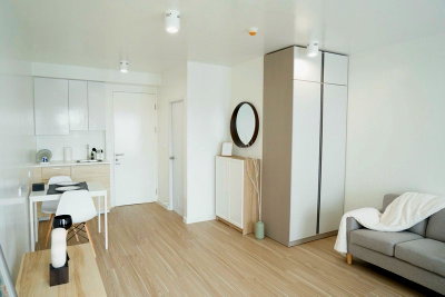 Condos for sale : A047298 IRIS Avenue (Not Use)