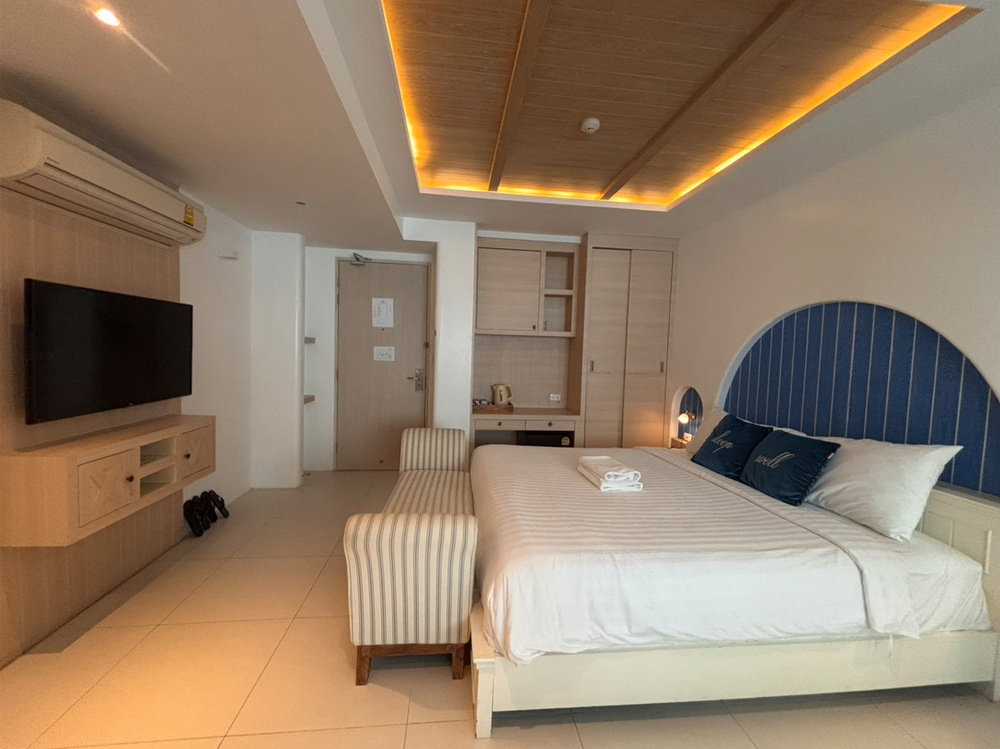 รูป Call : 081-561-5740 Costa Village Bangsaray ใกล้หาดบางเสร่ 34 ตารางเมตร 1 ห้องนอน ชั้น2 ตกแต่งครบ - รูปที่ 1/12