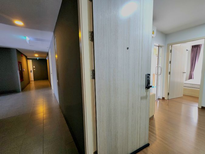 1-bed condo for rent, 27.3 sqm, Chewathai Hallmark Charan 13