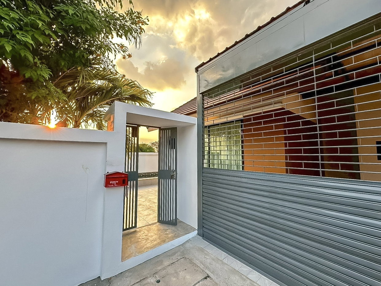 รูป House for Sale East Pattaya Nong Prue 2Bedrooms Private Pool - รูปที่ 11/11