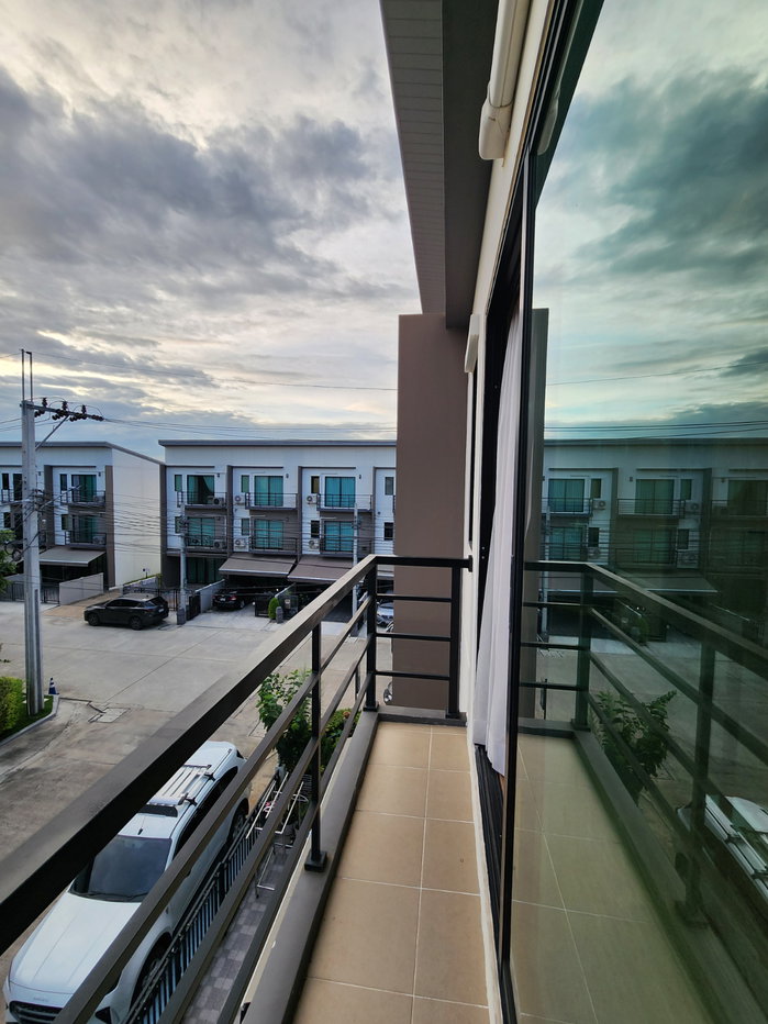 picture 3-story townhome for rent in Phaholyothin, Don Mueang area. Ready to move in. - 14/17