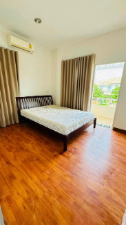 รูป 🏡✨ ให้เช่าบ้านเดี่ยวหลังมุม หมู่บ้านสีวลี สุวรรณภูมิ (Land & Houses) 3 ห้องนอน 3 ห้องน้ำ หลังมุม พื้นที่กว้าง บรรยากาศร่มรื่น เป็นส่วนตัว - รูปที่ 6/12