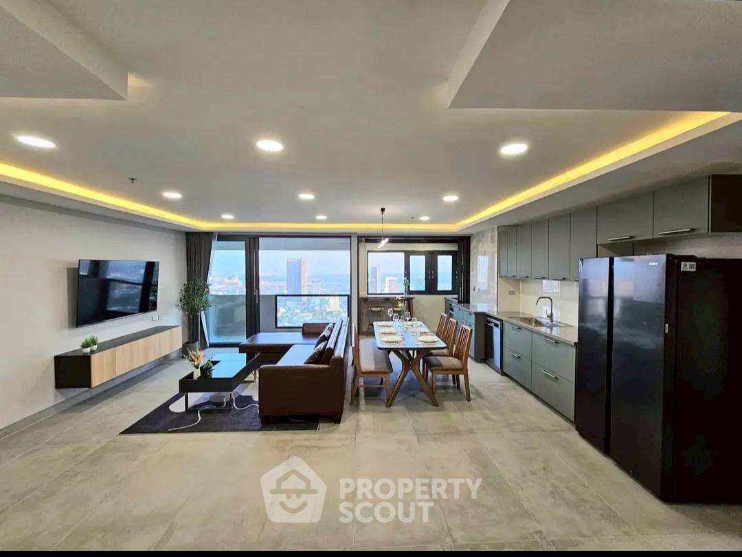 รูป คอนโด 3 ห้องนอน 146 ตร.ม. ชั้น 38 ที่ The Waterford Diamond Tower ใกล้ BTS พร้อมพงษ์ (ID 3056584) - รูปที่ 2/12